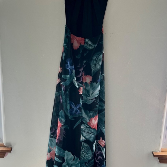 Floral maxi dress - Picture 2 of 6
